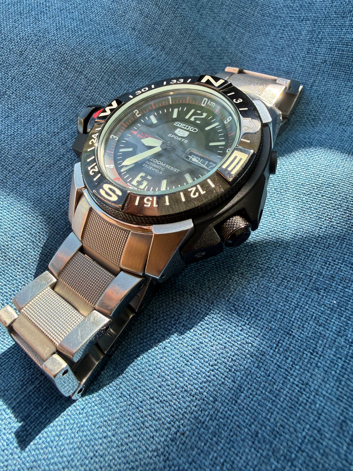 Seiko 5 Sports Automatic 7S36-02K0 – Black Dial Map Meter